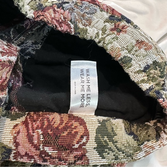 PacSun Floral Capris with Drawstring - Picture 5 of 8